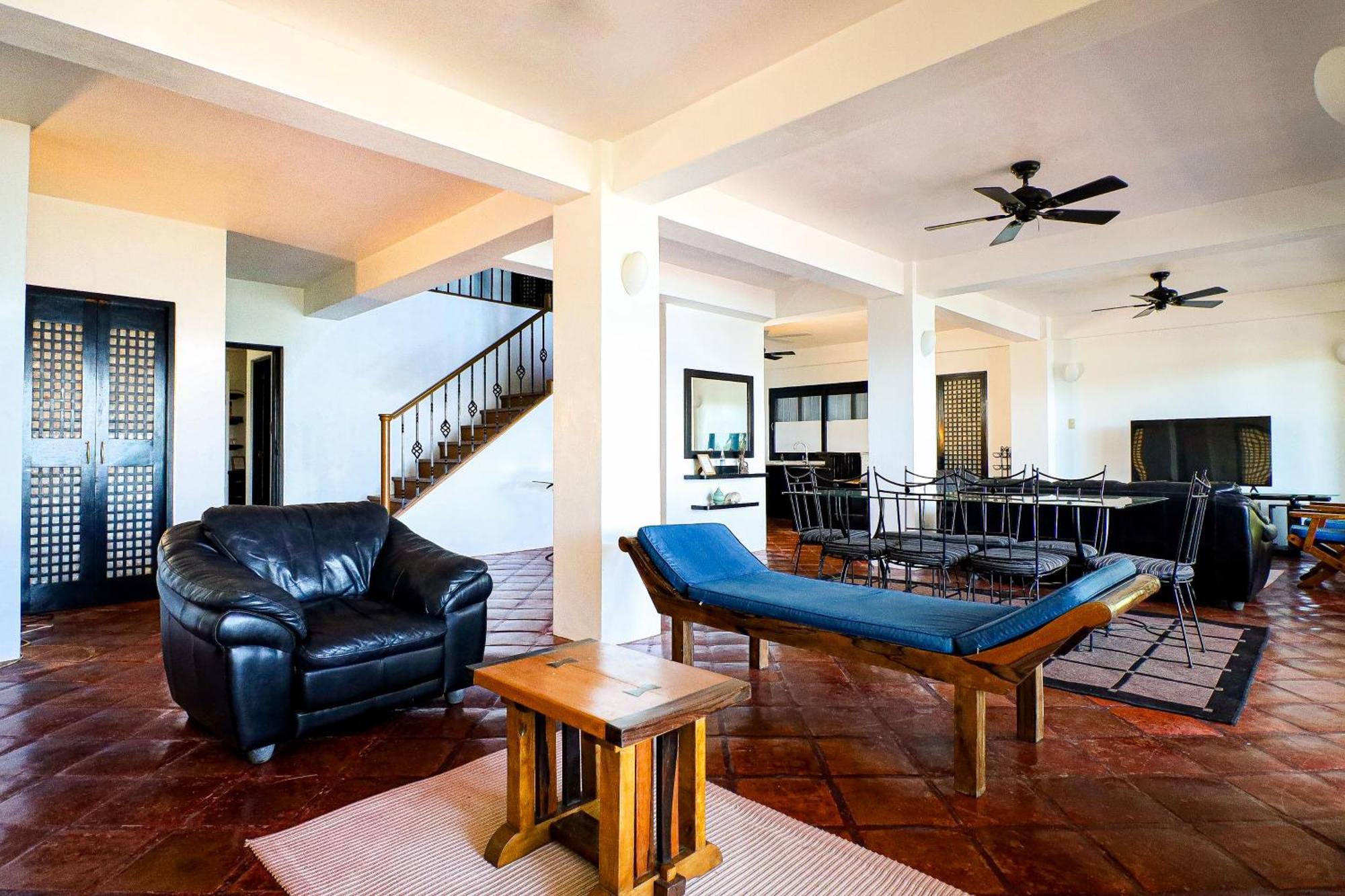 Out Of The Blue Resort Puerto Galera Ngoại thất bức ảnh