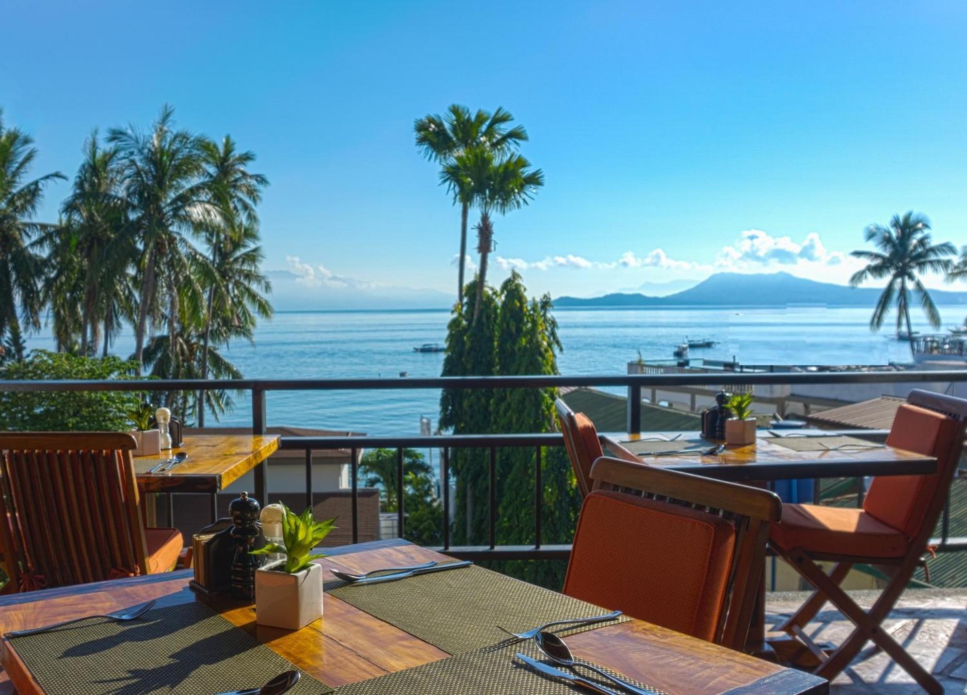 Out Of The Blue Resort Puerto Galera Ngoại thất bức ảnh
